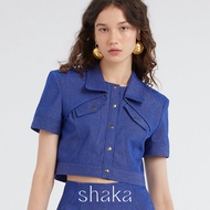 Shaka Recycle Denim Crop Trucker Top แจ็คเก็ตยีนส์ผู้หญิง ทรงครอปแขนสั้น ผ้าเดนิม JK-8230813 (AW23)