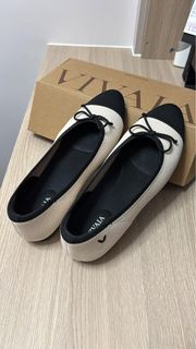 VIVAIA 黑色拼接芭蕾平底鞋