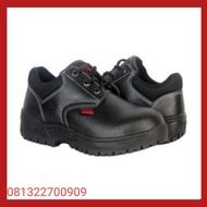 Safety TRACK Shoes TR002 / ORIGINAL SAFETY Shoes Standards