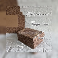 R3 Batik Motif Box size 14 x 10 x 7 cm / R3 Motif Cake Box PER 10 PCS