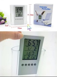 (復課準備) 5合一電子鐘溫度計星期日曆筆筒