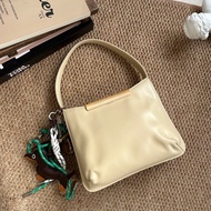 中古包 Givenchy 紀梵希 牛皮材質肩背包