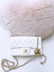 (尖沙咀門市💖) Chanel mini classic flap cf 20 white 白色金球