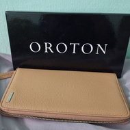 Oroton Original  Clutch