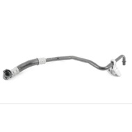 BMW F01 F02 N54 7 SERIES GENUINE HEAT EXCHANGER OIL COOLER PIPE OUTLET 17227584008