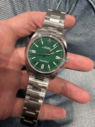 Rolex op 124300 green