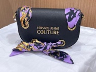 Versace 凡賽斯絲巾半月錬條包／肩背側背包