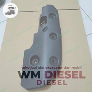 SUPPORT COVER BUMPER COVER HINO LOHAN 500 RH