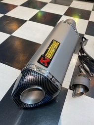 ท่อ Akrapovic ไทเท ปากเคฟล่า ยาว 14 นิ้ว ทางเข้า 2 นิ้ว อุปกรณ์ สายรัด สปริง จุกลดเสียง มีให้ในชุด