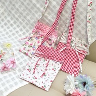 Small Shoulder Bag Can Hold A Mobile Phone