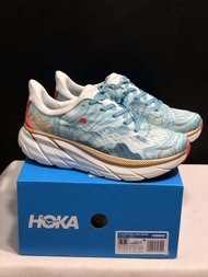 HOKA Clifton 8 Wide Edition รองเท้าวิ่งสำหรับผู้ชายและผู้หญิง รุ่น Goblin สีน้ำเงินขาว