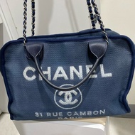 Chanel 帆布包