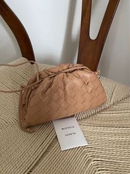 BV Bottega Veneta mini pouch 雲朵包