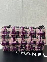 9開Chanel 紫粉拼色粗毛呢cf 25鏈條包、成色A級、很細微使用痕跡，整體成色很不錯！裸包無配件