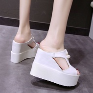 现货2021夏季新款内增高凉鞋厚底百搭夏天休闲鞋10cm增高鞋女鞋凉拖鞋2021 Summer New Interior Height Increasing Sandals Thick Bottom