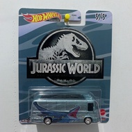 Hotwheels premium jurassic world hw tour bus