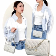 Chanel 經典雙C粒紋牛皮淡金鍊Woc斜背包(AP0250-淺灰)