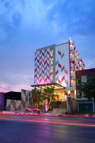 梭隆法夫飯店 (favehotel Sorong)