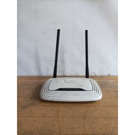 Tp-link tl-wr841n 300mbps wireless n router plus ready-to-use adapter