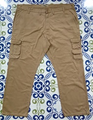 กางเกงคาร์โก้ กางเกงช่าง กางเกงคาร์โก้6กระเป๋า กางเกงยุทธวิธี มือ2 Rangler.แบรนด์ USA Size 46X30 Mad