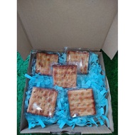 Tape Cake Package Contents 5, Gift Box, Unique Hampers | Paket Kue Tape Isi 5, Gift Box, Hampers Unik