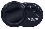 JOYO JA-02 迷你便攜式電結他音箱 JOYO失真電吉他音響 迷你木吉他音箱 樂器通用連接拾音器音箱  ◆輸出功率：3W ◆MP3 輸入
