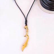 Kalung Kujang Liontin Kuningan Lilit Merah Dan Hitam Kalung Pria Anti Karat Aksesoris Elegan