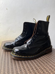 dr. martens original made in england 1460