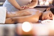 The Season Spa & Beauty (Thung Mangkorn) Aroma Oil Massage