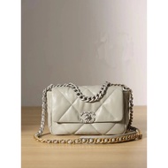 Chanel [Hong Kong Factory Channel Goods] Chanel 22 New Style 9Bag Gray Flap Bag Shoulder Bag Messeng