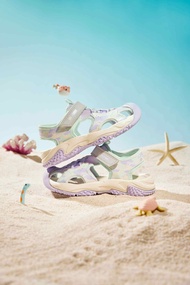 Xtep รองเท้าลอกลายสตรีมสำหรับเด็กรองเท้ากีฬากลางแจ้งสำหรับเด็กผู้ชายสไตล์ตาข่ายแบบใหม่สำหรับฤดูร้อนเ