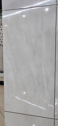 Keramik Dinding Putih Motif Glossy 30X60 (Kamar Mandi,Dapur,Dll)