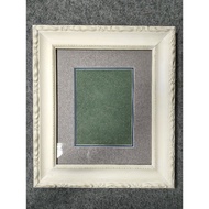Photo Frame / Carved White Wooden Frame - 10R (25x30cm) / 6R (15x20cm)