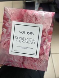 voluspa 香氛蠟燭 16oz Rose petal ice cream