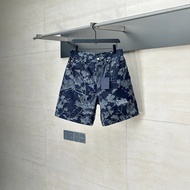 V3YU 1V New Style Denim Denim Floral Suit Shorts Men Women Same Style Denim Shorts