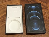 Apple iPhone 13 Pro 吉盒及Apple iPhone 11 Pro 吉盒各一個
