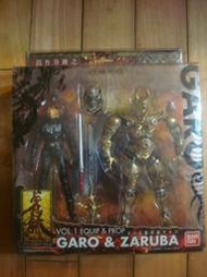 SIC 牙狼 GARO VOL.1 Equip & Prop 黃金騎士