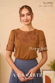 A La Carte เสื้อยืด รหัส 69946 คอกลมปาด แขนสั้นแฟร์ งานปักฉลุ ดอกป๊อบ ( S 38M 40  L 42  XL 44  2XL 4
