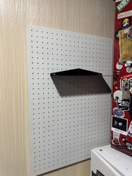 金屬製白色洞洞板