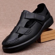 Tawaran istimewa kasut kulit berlubang berlubang lubang bernafas sandal musim panas baru lembut permukaan lembut permuka