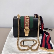 Gucci古馳Sylvie小號鏈條包黑色塞爾維亞