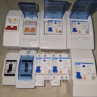 2P MCB 2P anti-shock 2P double shrimp CB storage box with safety lid Circuit Breaker