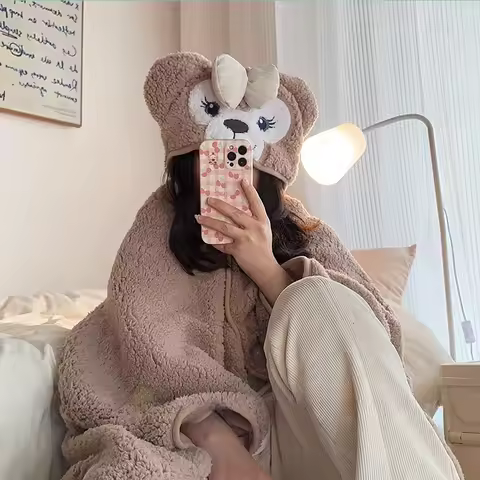Comfortable Hooded Cloak Blanket ShellieMay LinaBell Duffy Bear StellaLou Lovely Warm Blanket With H