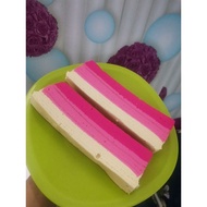 2022 KEK LAPIS QU PUTEH - - RM17--