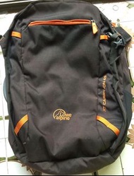 Lowe alpine手提行李背囊