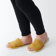 มูจิ รองเท้าใส่ในบ้านพื้นกกสาน - MUJI Igusa Slippers Open Toe รุ่น JKAG2A5S