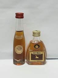 舊裝酒辦2枝  (長頸FOV及御鹿干邑拔蘭地各一)