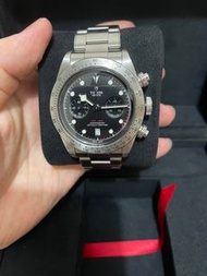 tudor black bay chrono