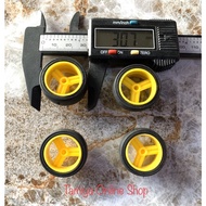 Tamiya Parts - Rubber Tires 4 sets of Tires Super HardLARGE 4 sets, Rubber Tires Dia. 30 mm - Tamiya