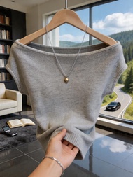 Off-Shoulder Knitted Top